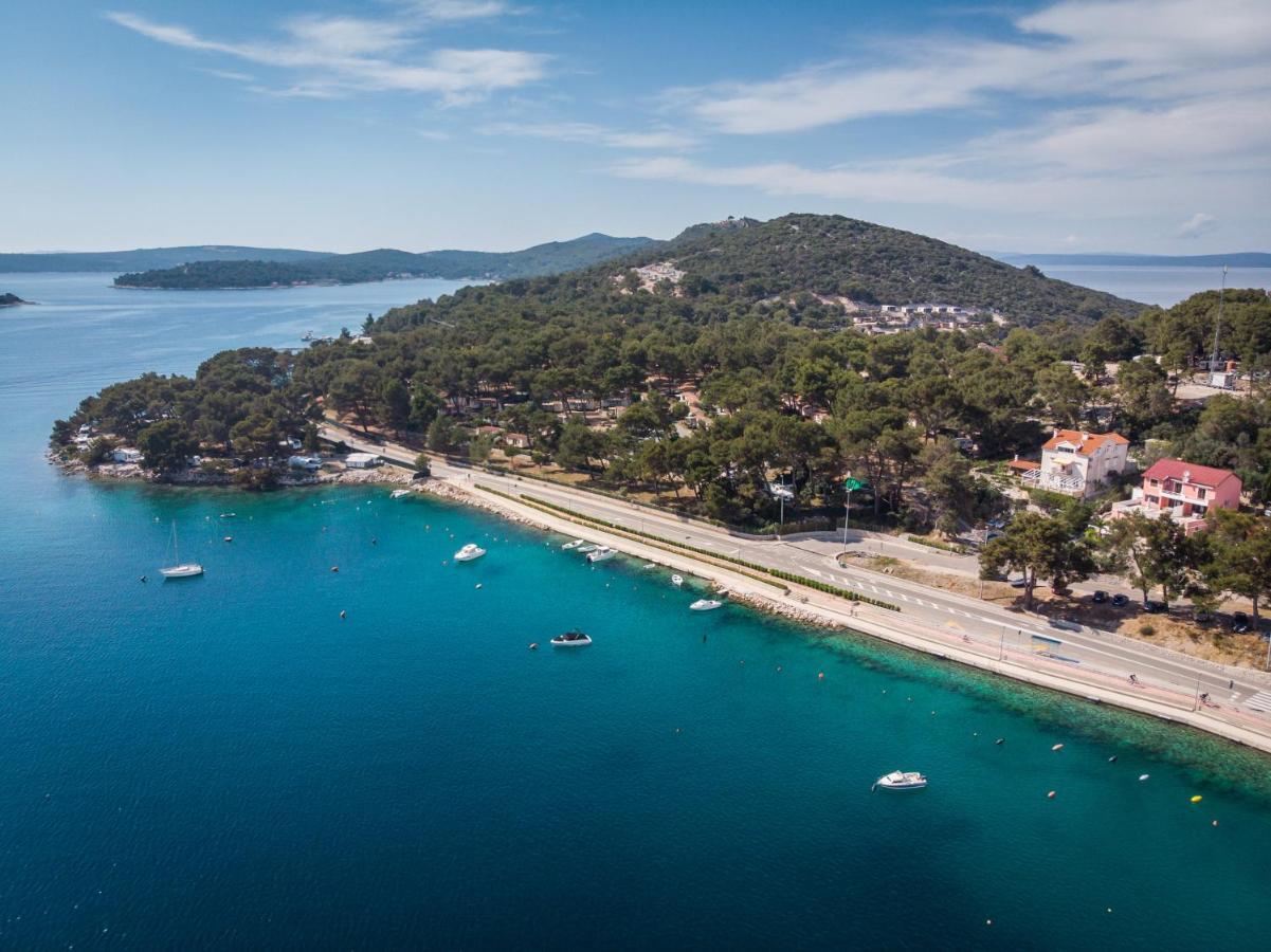 Apartments Villa Julija Mali Losinj Bagian luar foto