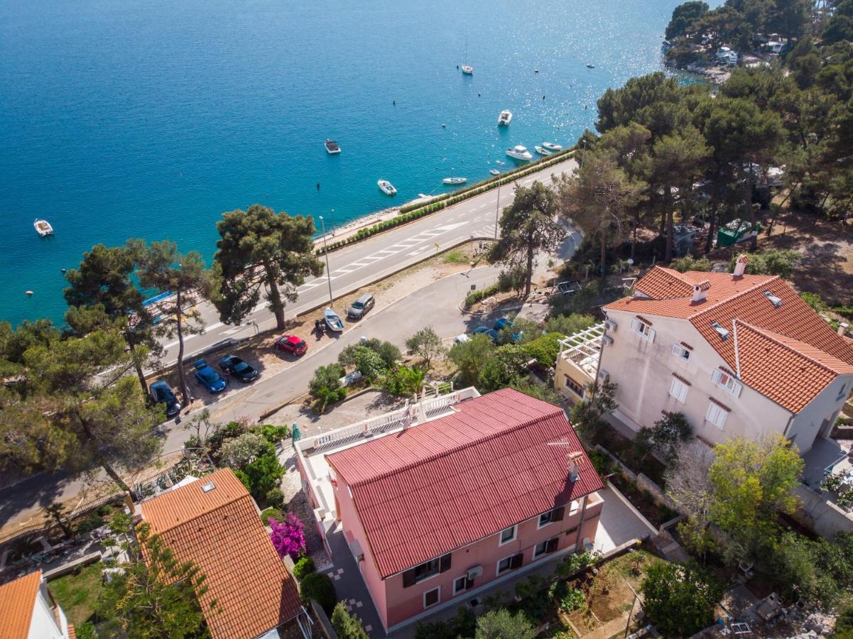 Apartments Villa Julija Mali Losinj Bagian luar foto