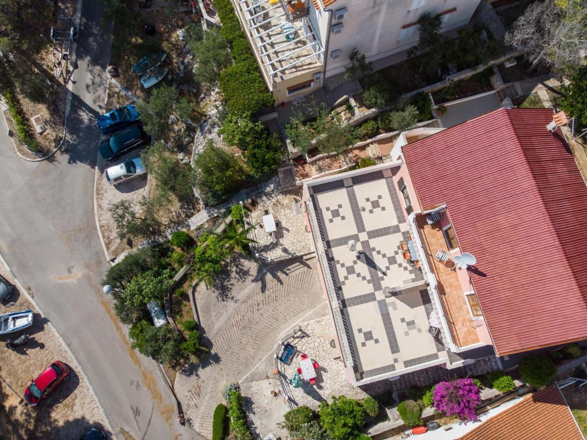 Apartments Villa Julija Mali Losinj Bagian luar foto