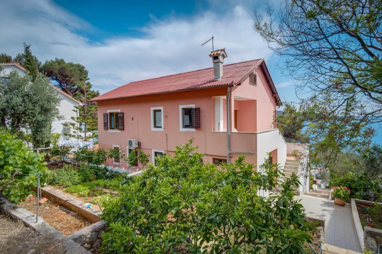 Apartments Villa Julija Mali Losinj Bagian luar foto