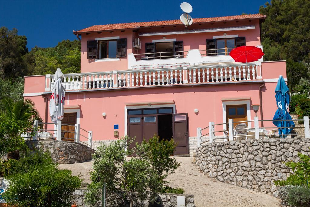 Apartments Villa Julija Mali Losinj Bagian luar foto