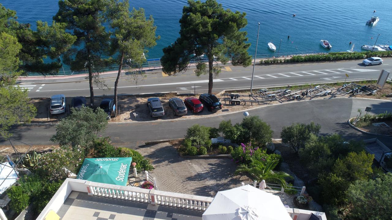 Apartments Villa Julija Mali Losinj Bagian luar foto