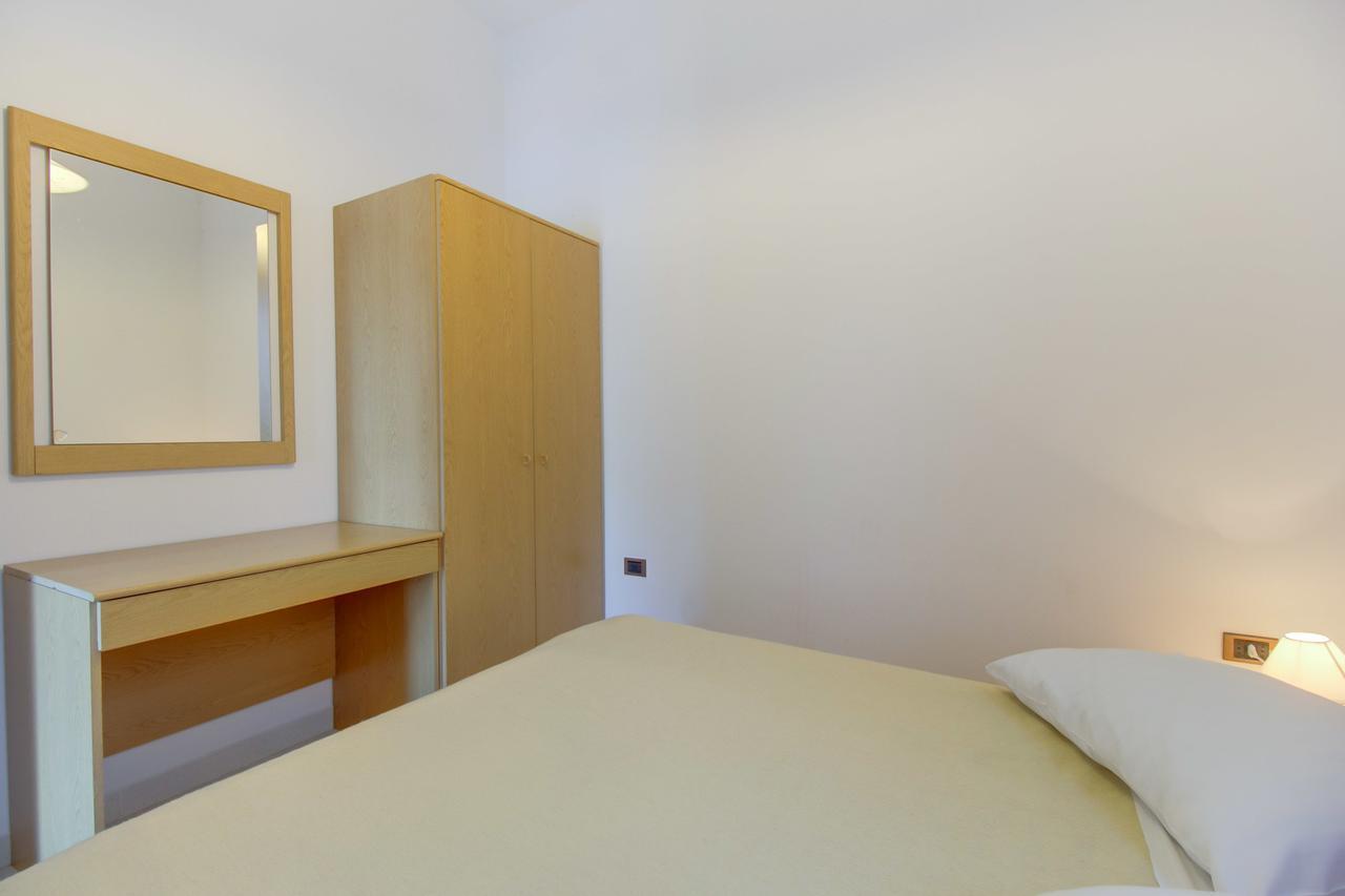 Apartments Villa Julija Mali Losinj Bagian luar foto